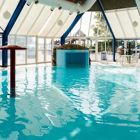 Modern With Pool & Fitness