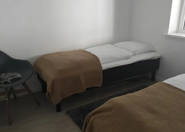 Modern With Pool & Fitness Hejls