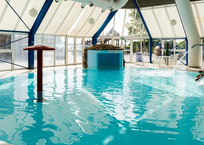 Modern With Pool & Fitness