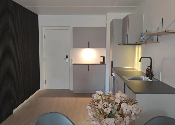 Apartamento Modern With Pool & Fitness